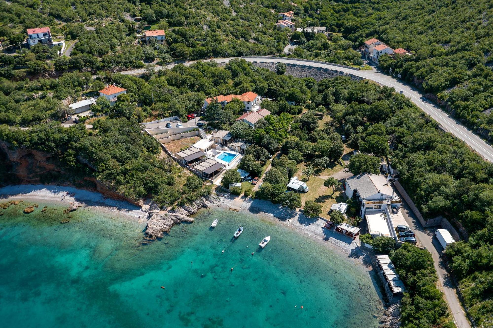 Boora Glamp Experience & Heated Infinity Pool Hotel Senj  Ngoại thất bức ảnh