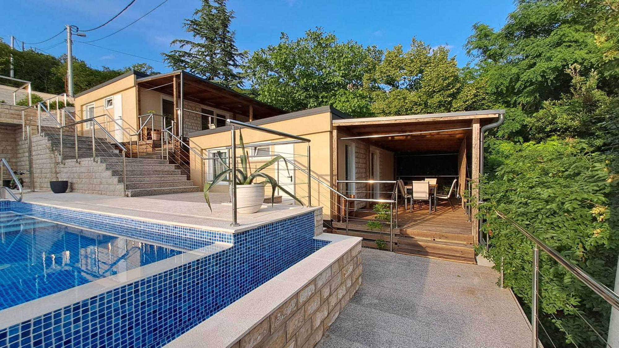 Boora Glamp Experience & Heated Infinity Pool Hotel Senj  Ngoại thất bức ảnh