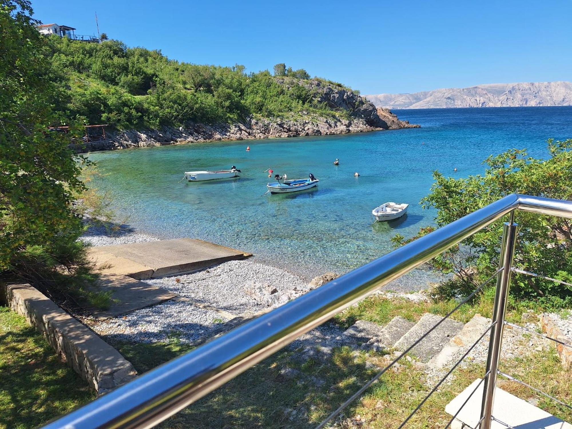 Boora Glamp Experience & Heated Infinity Pool Hotel Senj  Ngoại thất bức ảnh